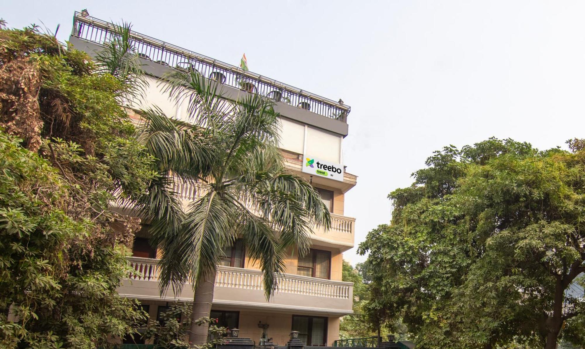 Super Townhouse Sushant Lok Phase 1 Formerly Hotel Neven Gurgaon Dış mekan fotoğraf
