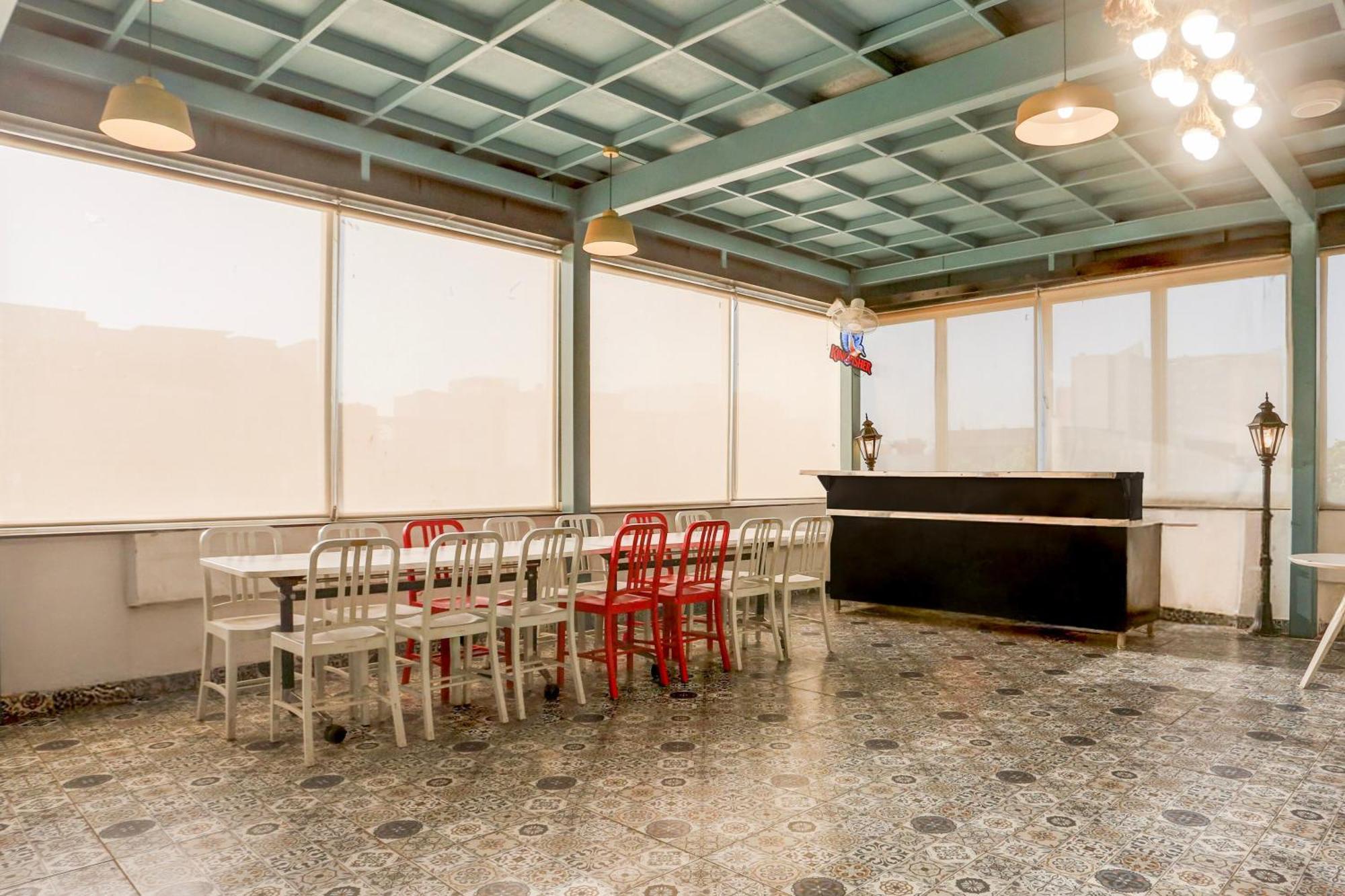 Super Townhouse Sushant Lok Phase 1 Formerly Hotel Neven Gurgaon Dış mekan fotoğraf